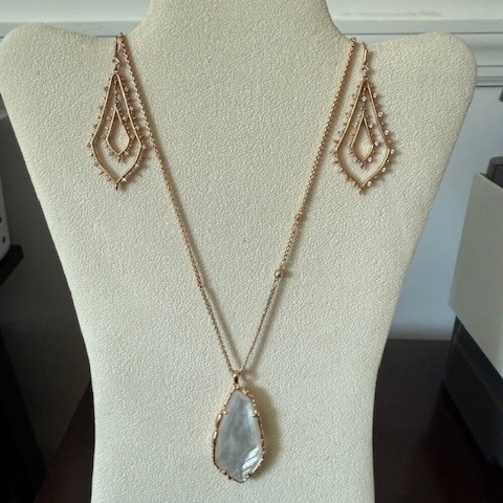 Kendra Scott Necklace and Earring Set